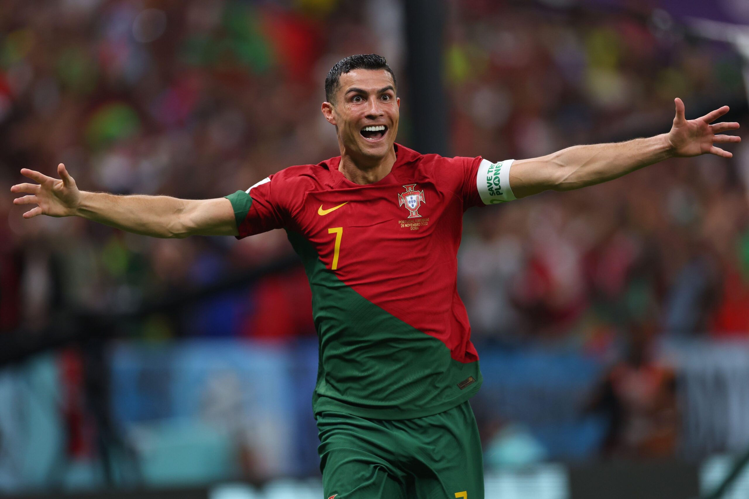 Cristiano Ronaldo Threatens To Walk Out Of Portugal’s Camp Cristiano Ronaldo Threatens To Walk Out Of Portugal’s Camp