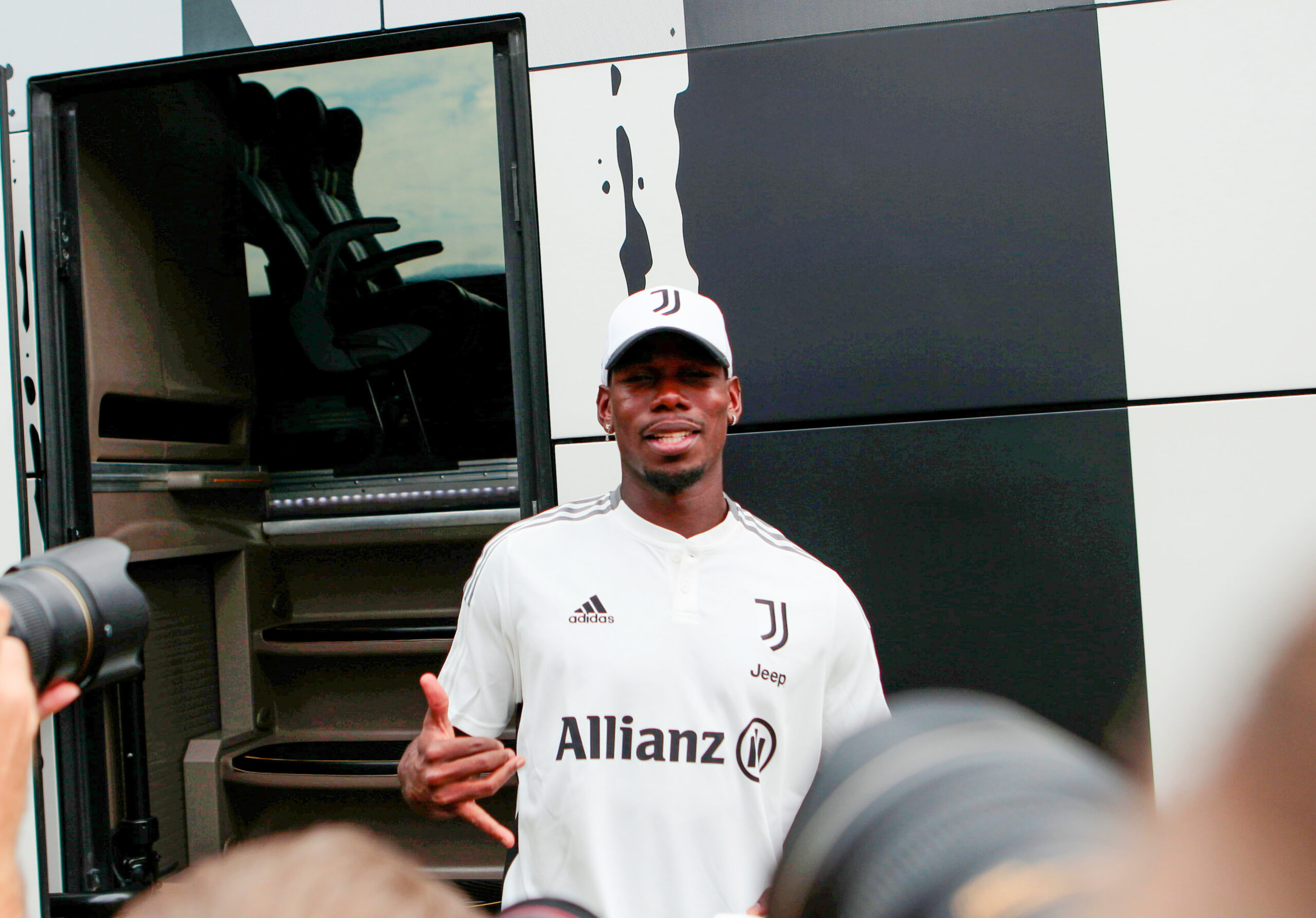 Paul Pogba Responds To Critics After Seen Skiing On Holiday Paul Pogba Responds To Critics After Seen Skiing On Holiday