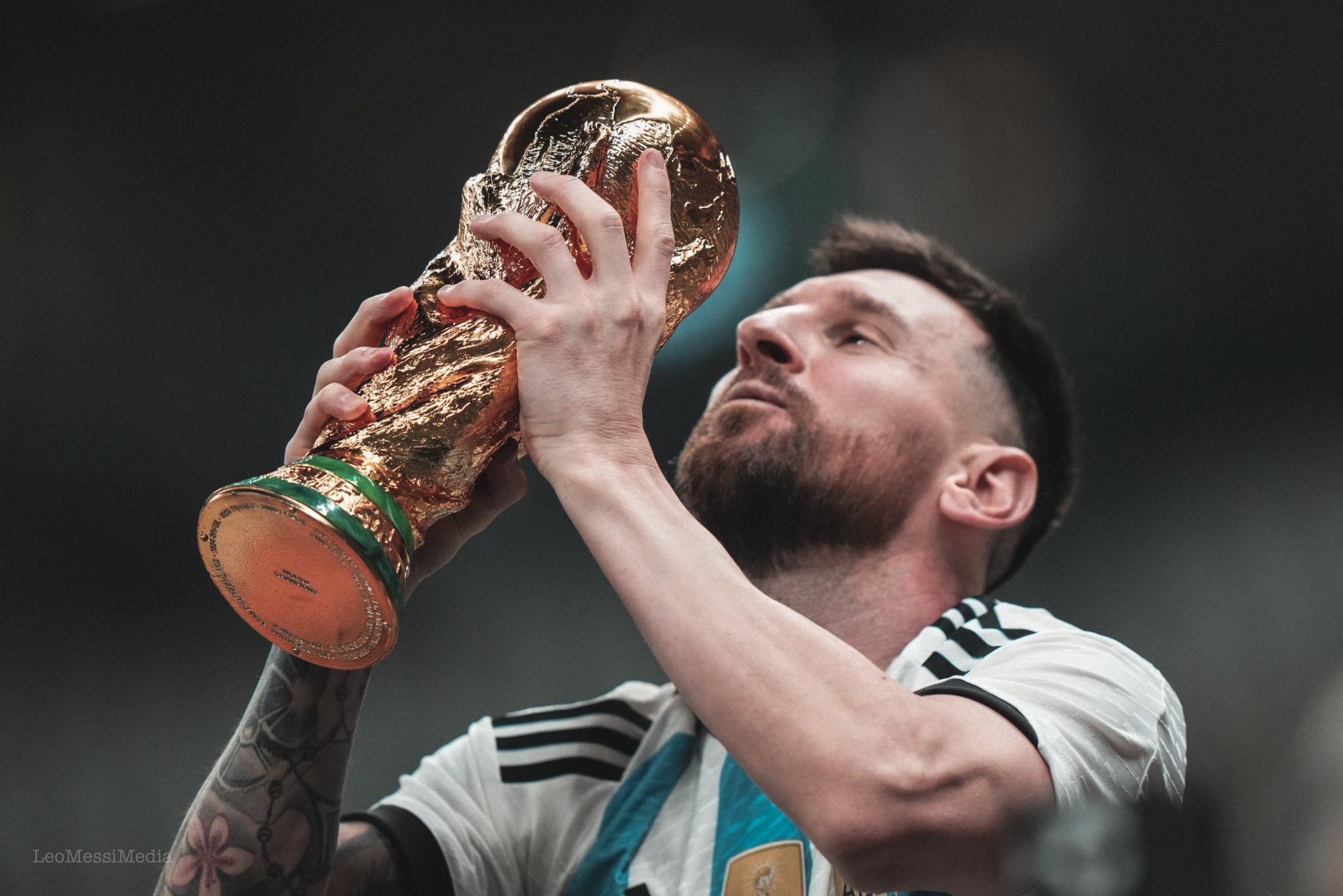 Ronaldo Praises Lionel Messi After World Cup Triumph Ronaldo Praises Lionel Messi After World Cup Triumph