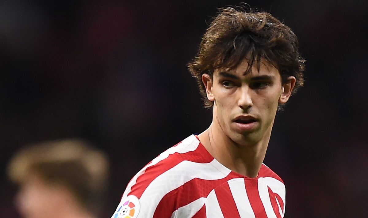 Chelsea-Bound Joao Felix Flies To London For Medical