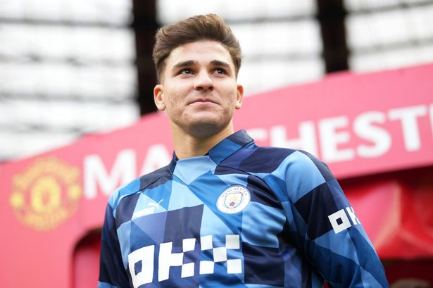 Manchester City Open Talks With Julian Alvarez Over New Contract Manchester City Open Talks With Julian Alvarez Over New Contract