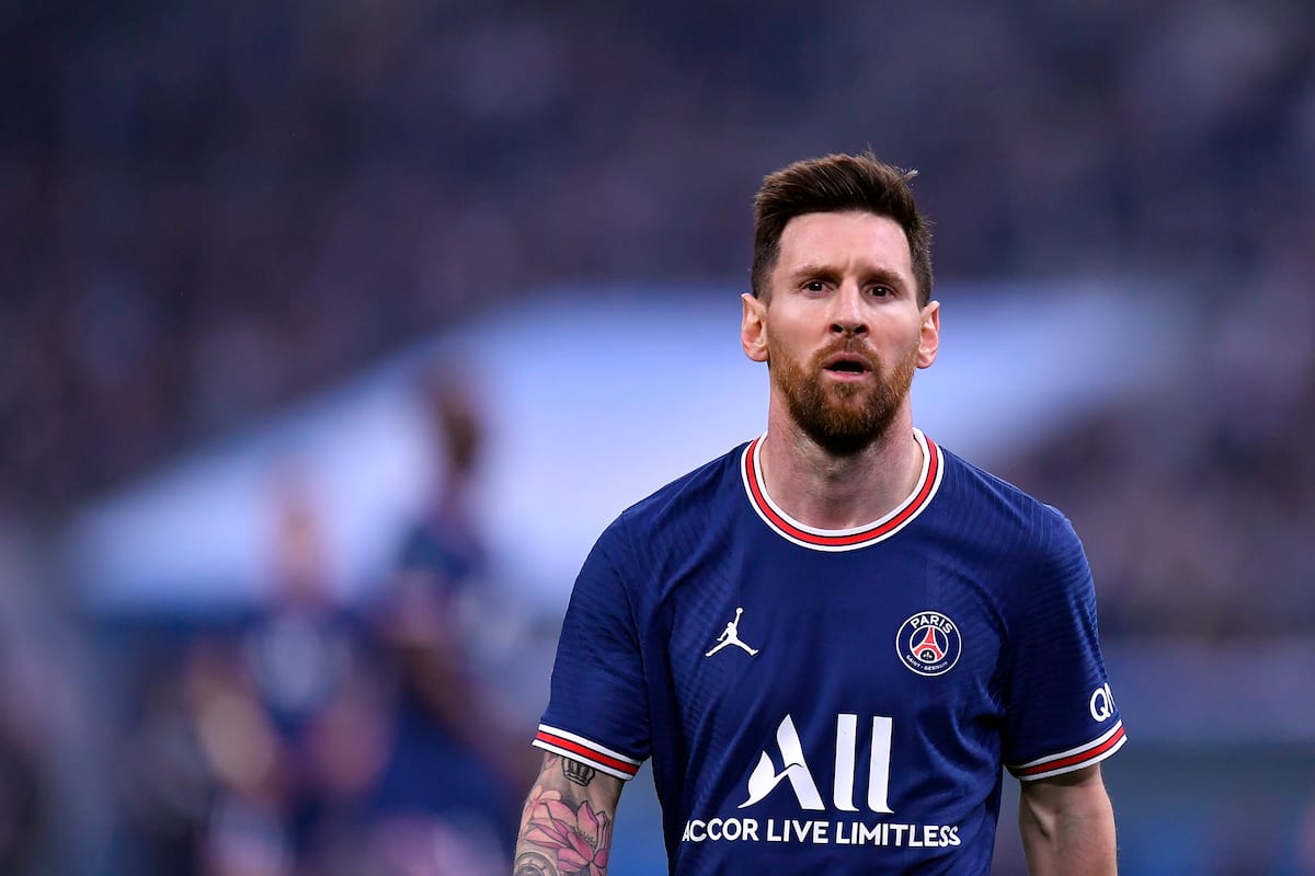 Louis Saha Touts Lionel Messi To Arsenal, Believes He’ll Adapt Well With Gunners Louis Saha Touts Lionel Messi To Arsenal, Believes He’ll Adapt Well With Gunners