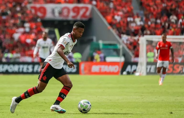 Newcastle Re-Open Talks With Former Transfer Target After A €20 Million Bid Was Turned Down Newcastle Re-Open Talks With Former Transfer Target After A €20 Million Bid Was Turned Down