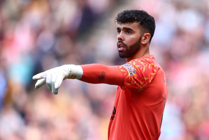 Tottenham Hotspur Set To Agree Terms With Brentford Goalkeeper Tottenham Hotspur Set To Agree Terms With Brentford Goalkeeper