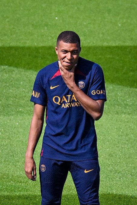 PSG Willing To Sell Mbappe With Chelsea Ready To Explore Transfer PSG Willing To Sell Mbappe With Chelsea Ready To Explore Transfer