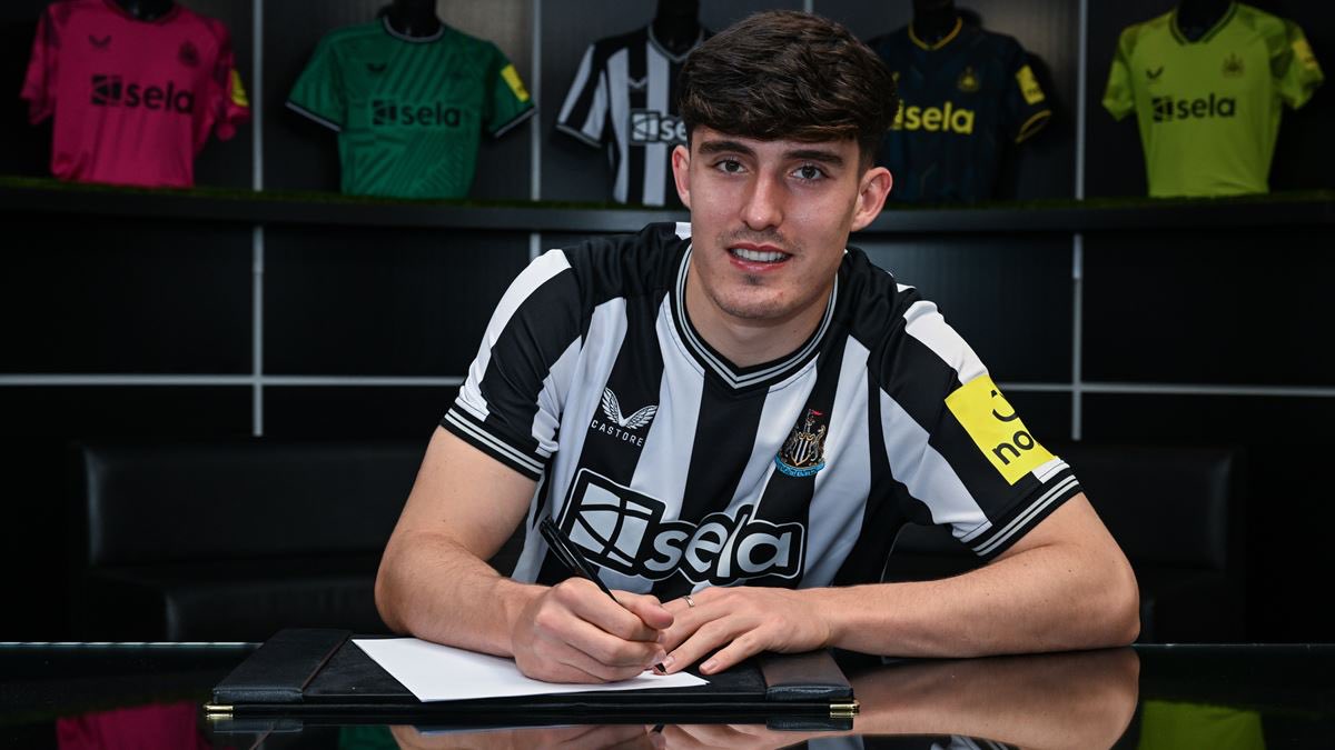 Jamal Musiala’s Wordless Reaction To Newcastle Signing Tino Livramento Jamal Musiala’s Wordless Reaction To Newcastle Signing Tino Livramento