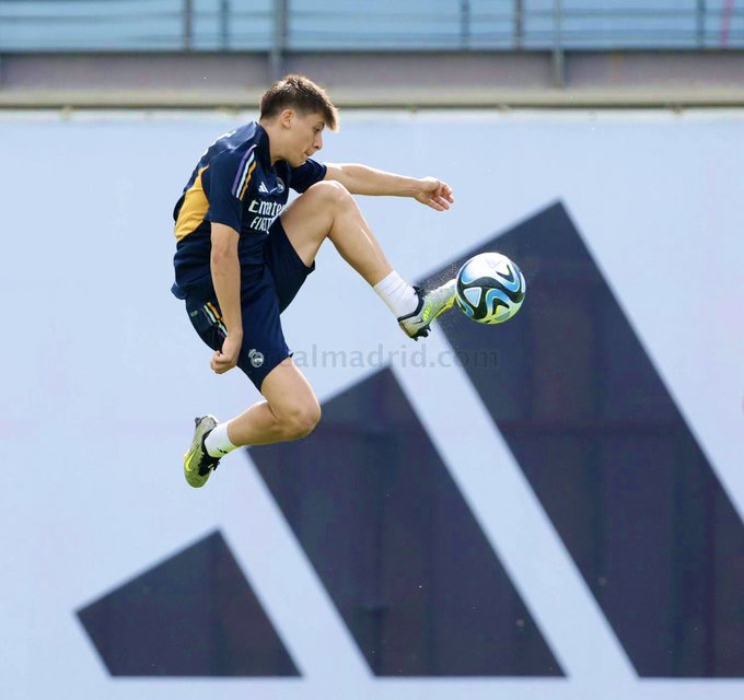 Real Madrid Youngster Undergoes Knee Surgery, Out For A Long While