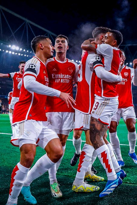 Arsenal Break Numerous Records Following Lens Decimation Arsenal Break Numerous Records Following Lens Decimation