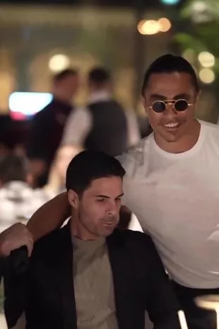 Ferdinand Slams Arteta Over ‘Stupid’ Feeding With Salt Bae Ferdinand Slams Arteta Over ‘Stupid’ Feeding With Salt Bae
