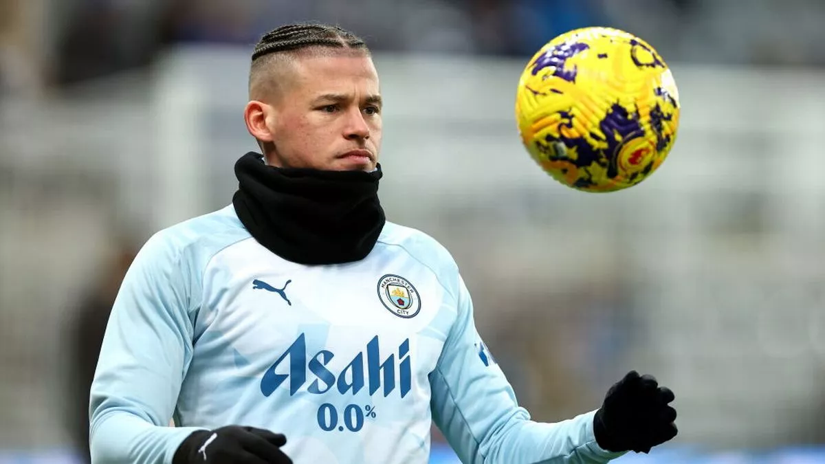 Kalvin Phillips’ Stance On Leeds Exit And Man City Switch Ahead Of West Ham Loan Kalvin Phillips’ Stance On Leeds Exit And Man City Switch Ahead Of West Ham Loan