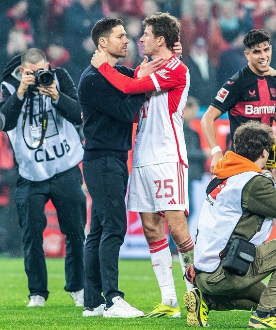 Football Expert Claims Alonso Could Reject Liverpool For Premier League Rivals Football Expert Claims Alonso Could Reject Liverpool For Premier League Rivals