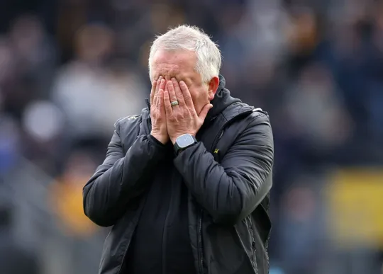 Premier League Club Manager Reacts To His Players On-Field Bust-Up Premier League Club Manager Reacts To His Players On-Field Bust-Up