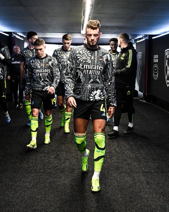 Sutton Makes ‘Ridiculous’ Prediction Between Arsenal And Burnley Sutton Makes ‘Ridiculous’ Prediction Between Arsenal And Burnley