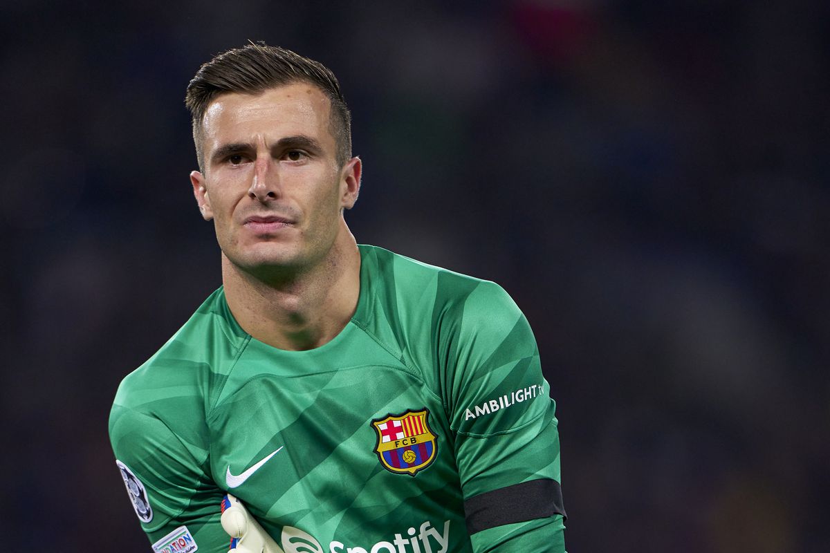 Barcelona Goalkeeper Considers Leaving The Club At The End Of The Season Barcelona Goalkeeper Considers Leaving The Club At The End Of The Season