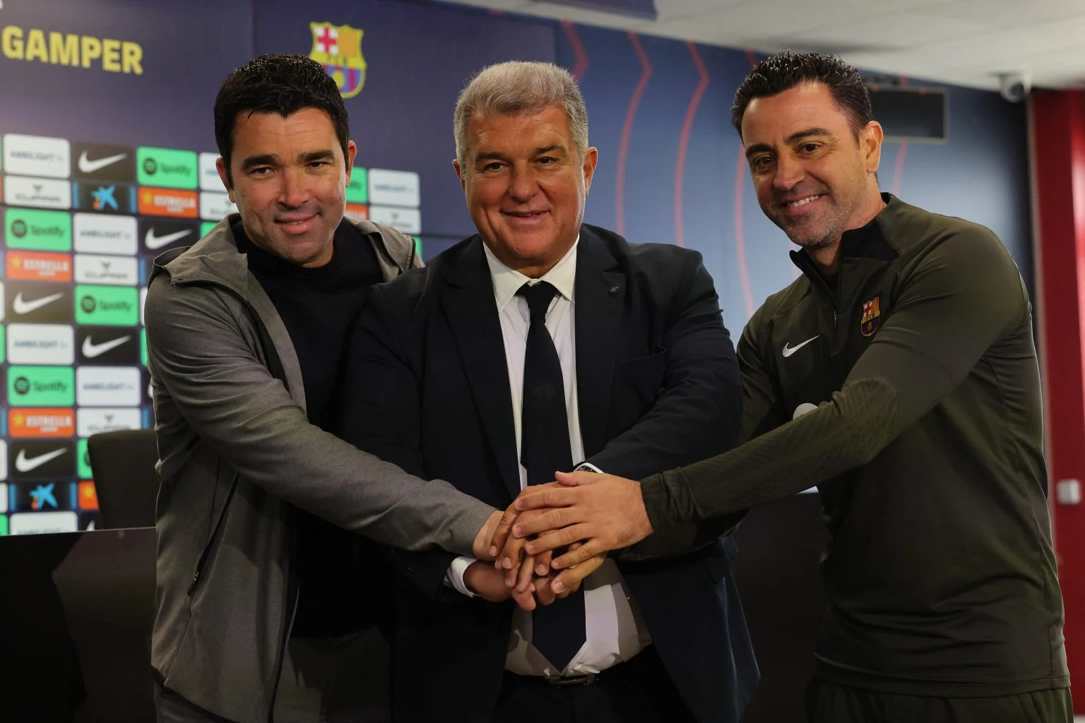 Barcelona Official Meets Laporta To Discuss About Hansi Flick Meeting In London Barcelona Official Meets Laporta To Discuss About Hansi Flick Meeting In London