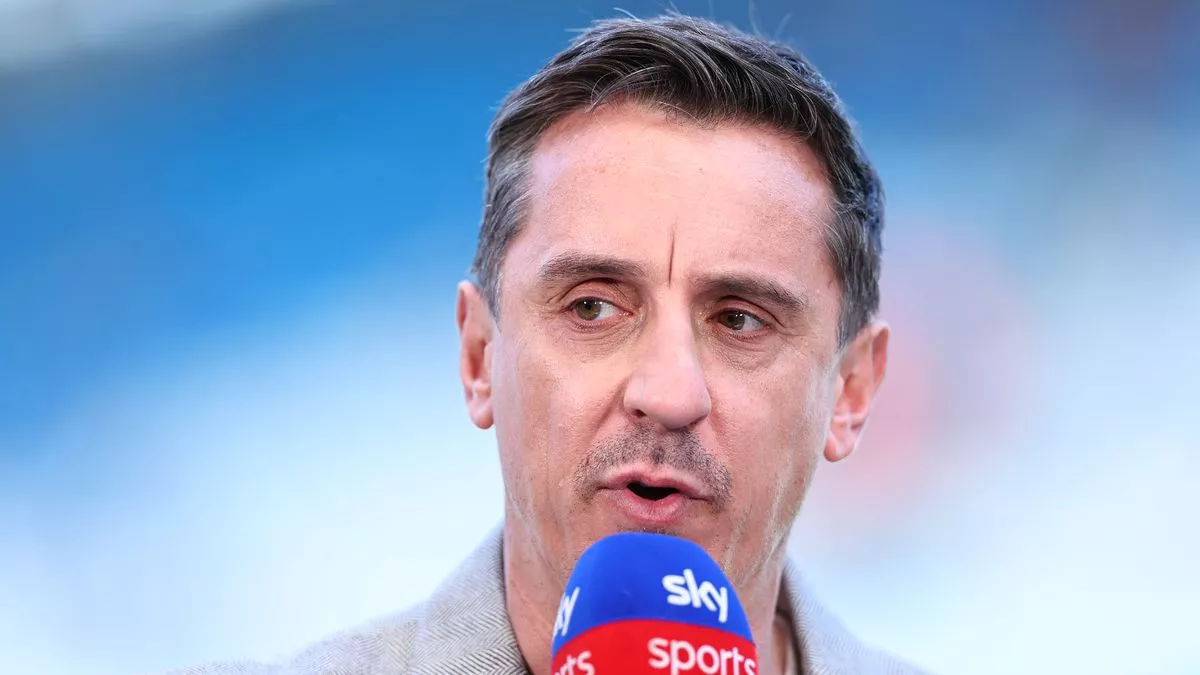 Gary Neville Slams Manchester United Goalkeeping Issue After Arsenal Defeat Gary Neville Slams Manchester United Goalkeeping Issue After Arsenal Defeat