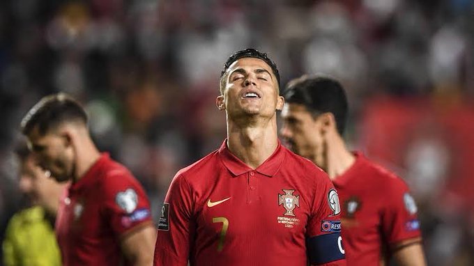 Ronaldo Avoids Serious Injury After Fan Jumped At Him In Portugal’s Euro 2024 Defeat Ronaldo Avoids Serious Injury After Fan Jumped At Him In Portugal’s Euro 2024 Defeat