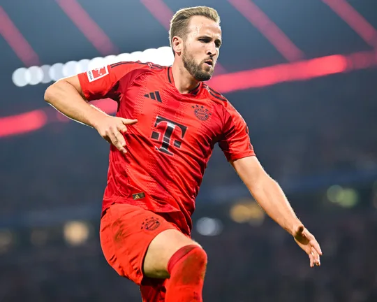 Man United ‘Offer’ Record-Breaking Deal For Kane Man United ‘Offer’ Record-Breaking Deal For Kane