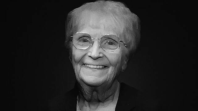 Man United Announce Death Of Cherished Club Employee Loved By Sir Alex Ferguson Man United Announce Death Of Cherished Club Employee Loved By Sir Alex Ferguson