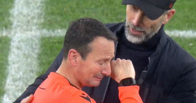 Linesman Broke Down In Tears After Aston Villa’s Win Over Leipzig Linesman Broke Down In Tears After Aston Villa’s Win Over Leipzig