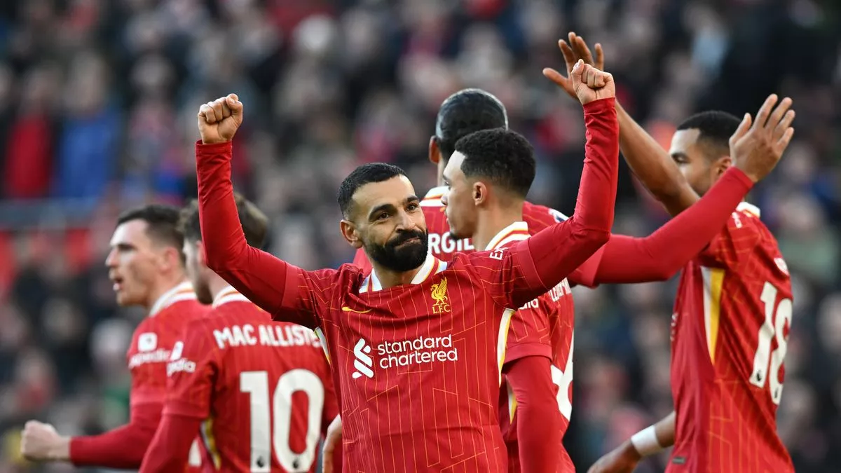 Carragher Informs Liverpool His Perfect Salah Replacement Carragher Informs Liverpool His Perfect Salah Replacement
