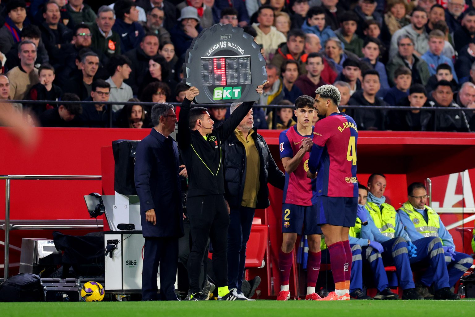Barcelona Captain Could Be Out For Three Weeks Following Fresh Injury Blow Vs Sevilla Barcelona Captain Could Be Out For Three Weeks Following Fresh Injury Blow Vs Sevilla
