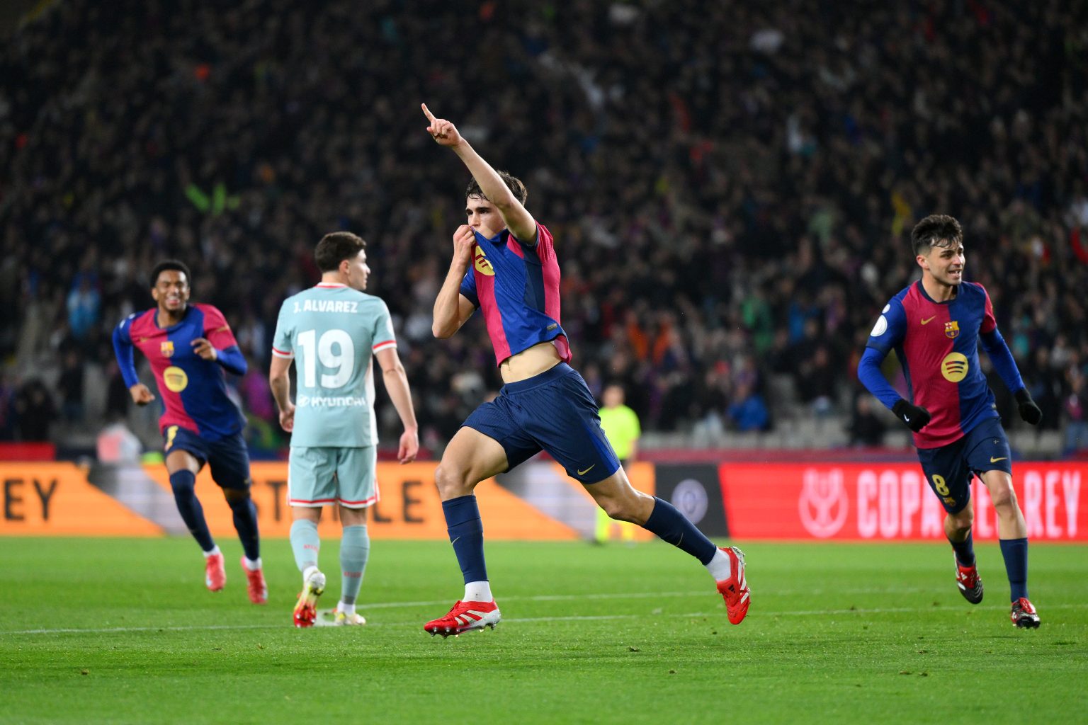 Barcelona’s Defender Hopes Of Facing Real Madrid In Champions League Final- ‘Would Be Good’ Barcelona’s Defender Hopes Of Facing Real Madrid In Champions League Final- ‘Would Be Good’