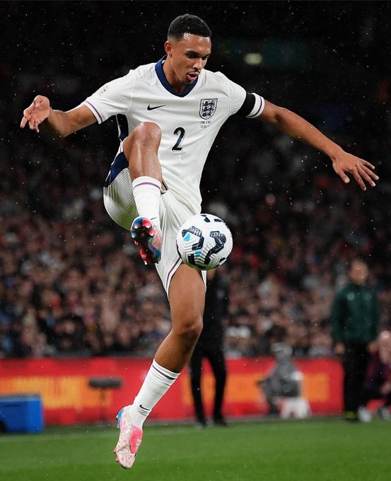 Liverpool Looking To Sign Man City Target Following Alexander-Arnold News Liverpool Looking To Sign Man City Target Following Alexander-Arnold News