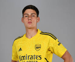 Arsenal Youngster Signs Second New Contract In 12 Months And Will Link Up With First Team Arsenal Youngster Signs Second New Contract In 12 Months And Will Link Up With First Team