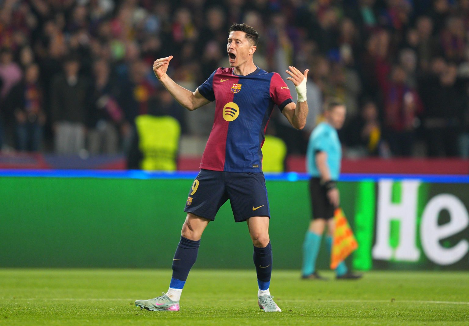 Barcelona Superstar Forward Raises Fitness Alarm In Training Ahead Of Dortmund Tie Barcelona Superstar Forward Raises Fitness Alarm In Training Ahead Of Dortmund Tie