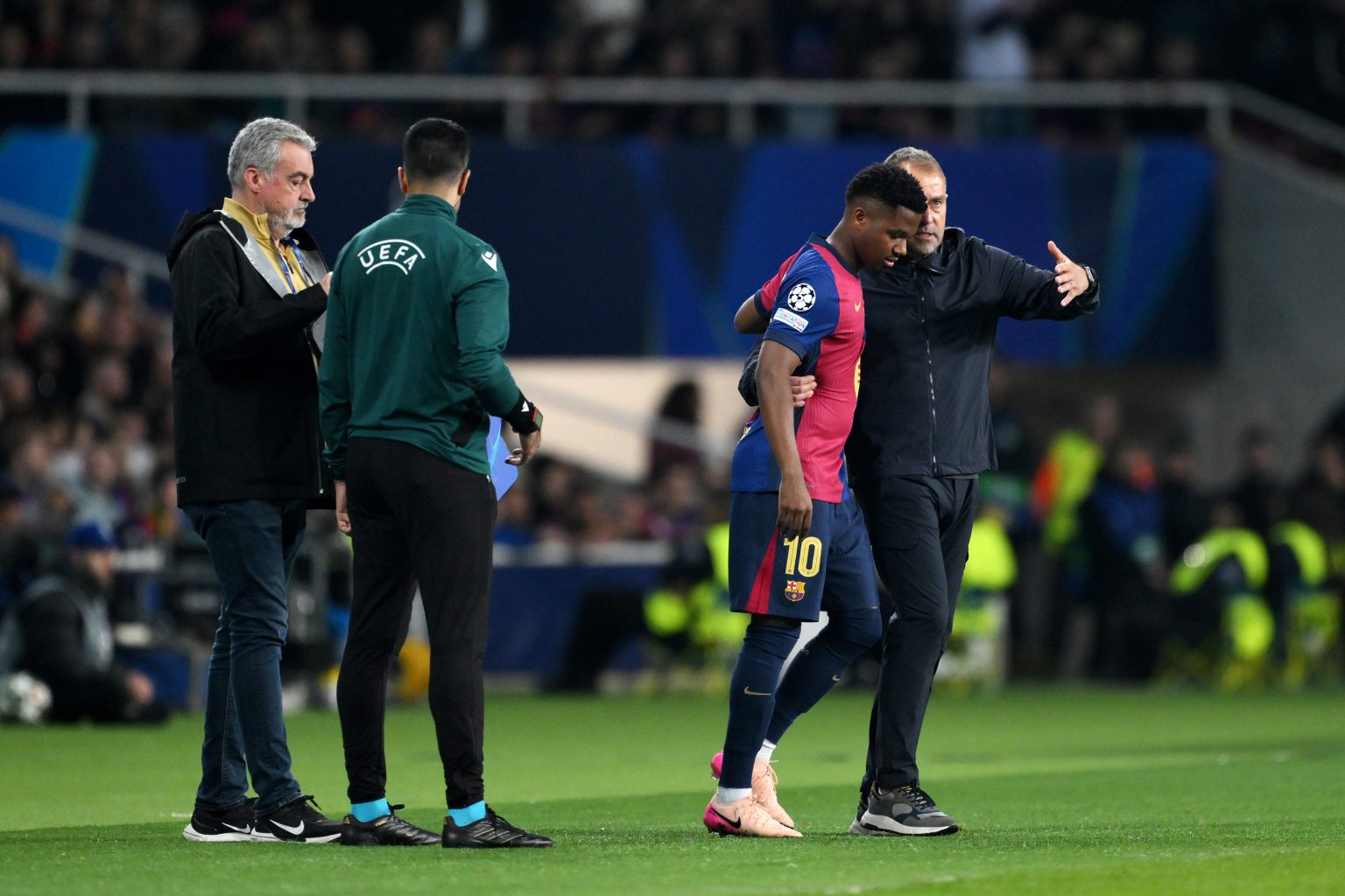 Barcelona Youngster Working With Personal Trainer To Stay In Top Physically Condition Amid Uncertain Future Barcelona Youngster Working With Personal Trainer To Stay In Top Physically Condition Amid Uncertain Future