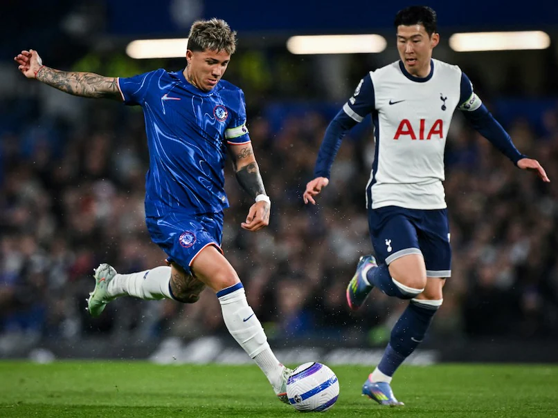 Enzo Fernandez Fires Chelsea Into Fourth Place As Pressure Mounts On Ange Postecoglou Enzo Fernandez Fires Chelsea Into Fourth Place As Pressure Mounts On Ange Postecoglou