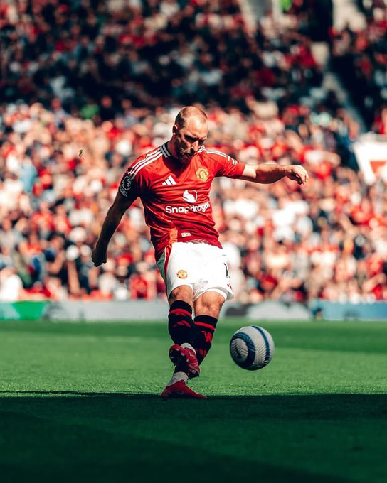 Eriksen Points Finger Of Blame For Man United Loss To Wolves Eriksen Points Finger Of Blame For Man United Loss To Wolves