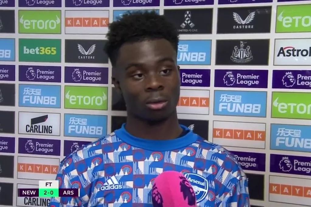 Bukayo Saka Apologized After Liverpool Player Suffered A Broken Bone During Confrontation Bukayo Saka Apologized After Liverpool Player Suffered A Broken Bone During Confrontation