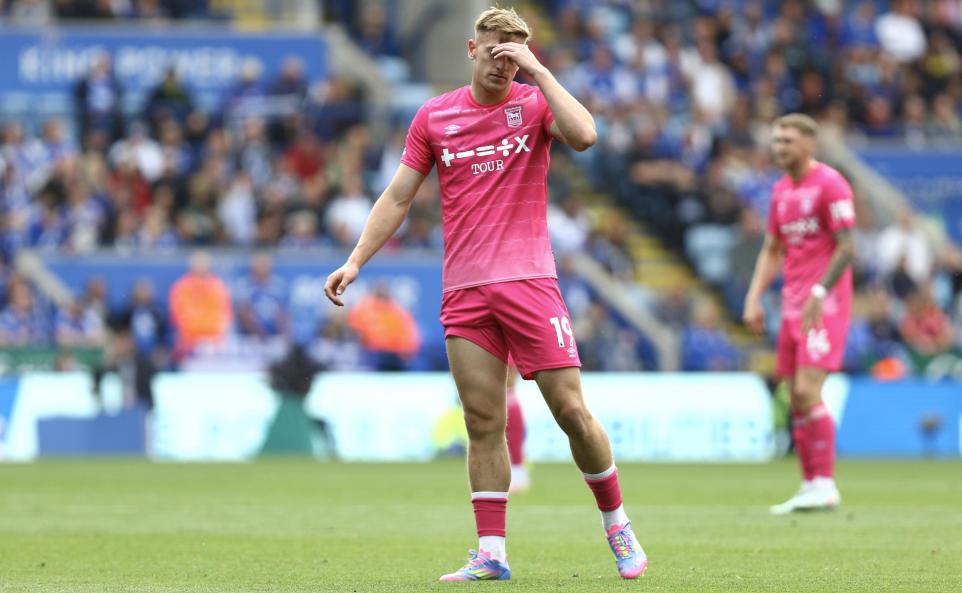 Jamie Carragher Discusses Manchester United’s Interest In Liam Delap Jamie Carragher Discusses Manchester United’s Interest In Liam Delap