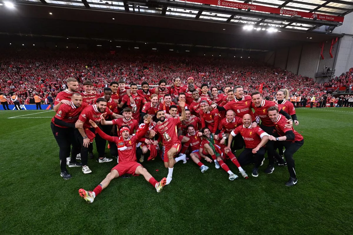 Owen Makes Bold Premier League Title Prediction For Next Season Following Liverpool Loss Owen Makes Bold Premier League Title Prediction For Next Season Following Liverpool Loss