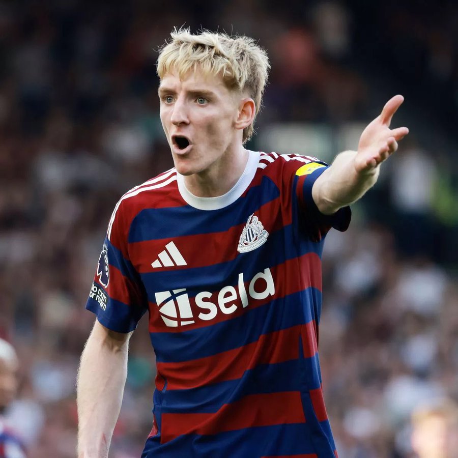 Liverpool Among Favourites To Sign £77M Winger Better Than Gordon Liverpool Among Favourites To Sign £77M Winger Better Than Gordon