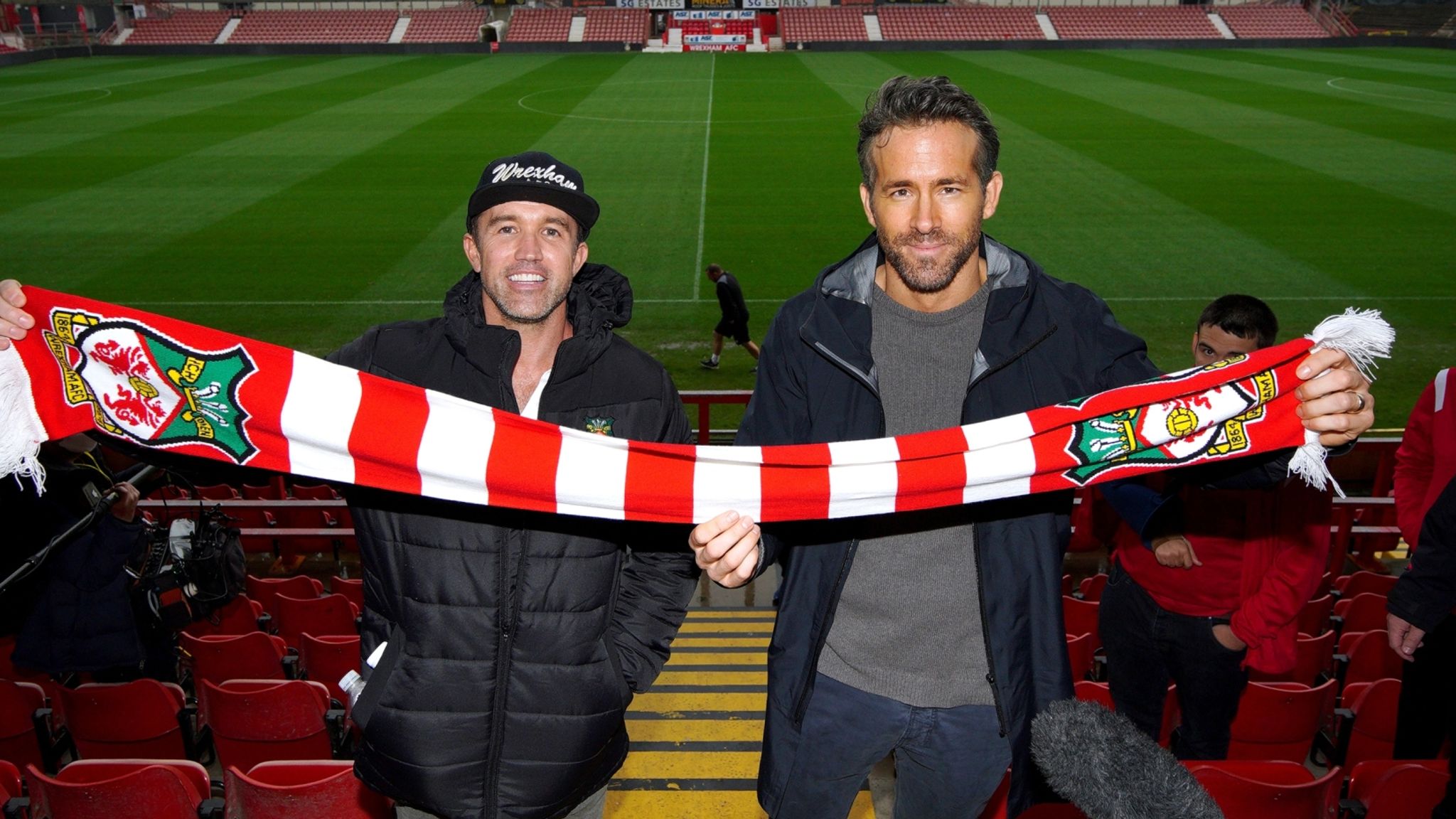 Hollywood Duo Ready to Cash In As Wrexham Value Skyrockets To £350 Million Hollywood Duo Ready to Cash In As Wrexham Value Skyrockets To £350 Million