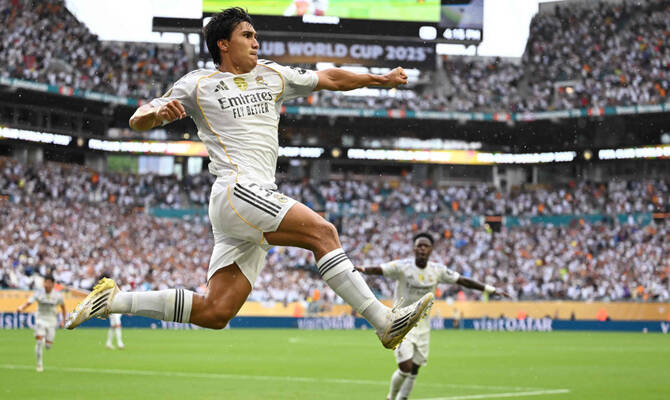 Gonzalo Garcia Sends Real Madrid To Club World Cup Quarter-Finals With Header Gonzalo Garcia Sends Real Madrid To Club World Cup Quarter-Finals With Header