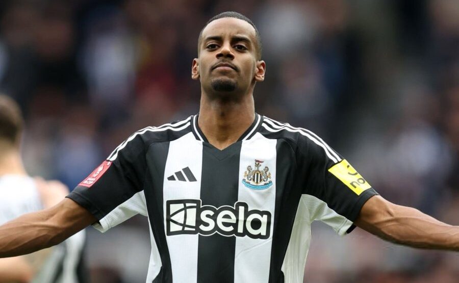 Liverpool Face Potential Dressing Room Tensions Over Isak–Ekitike Pairing Liverpool Face Potential Dressing Room Tensions Over Isak–Ekitike Pairing