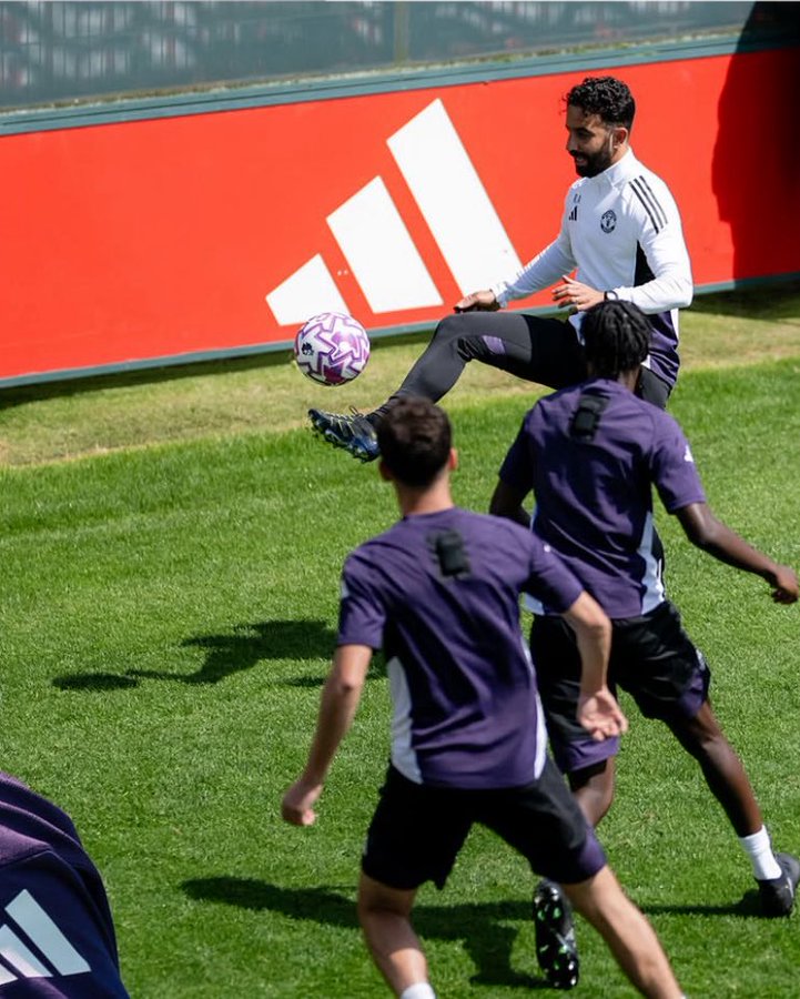 Man United Ready To Unleash Star Of The Future As Amorim Teases Potential Man United Ready To Unleash Star Of The Future As Amorim Teases Potential