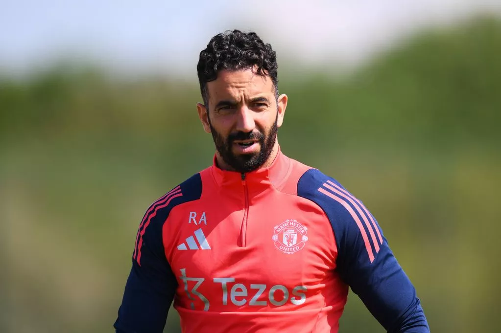 Man Utd ‘Make Contact’ With New Midfield Transfer Target And Could Seal Bargain Deal Man Utd ‘Make Contact’ With New Midfield Transfer Target And Could Seal Bargain Deal