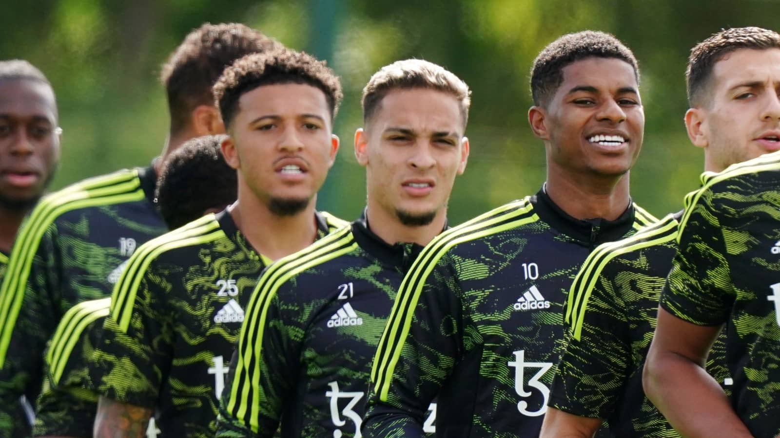 Five Manchester United Stars Push For Summer Exits Amid Transfer Frenzy Five Manchester United Stars Push For Summer Exits Amid Transfer Frenzy