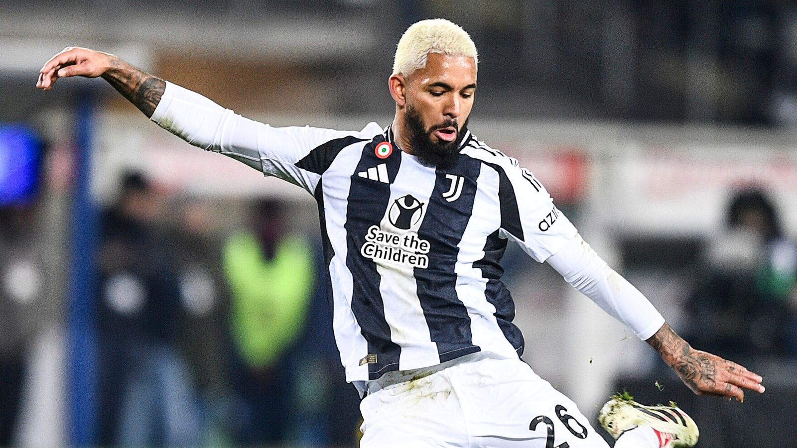 Douglas Luiz Faces Juventus Exit After Pre-Season No-Show Douglas Luiz Faces Juventus Exit After Pre-Season No-Show