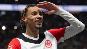 Arne Slot Reveals Why He Subbed Hugo Ekitike In Liverpool Loss Arne Slot Reveals Why He Subbed Hugo Ekitike In Liverpool Loss