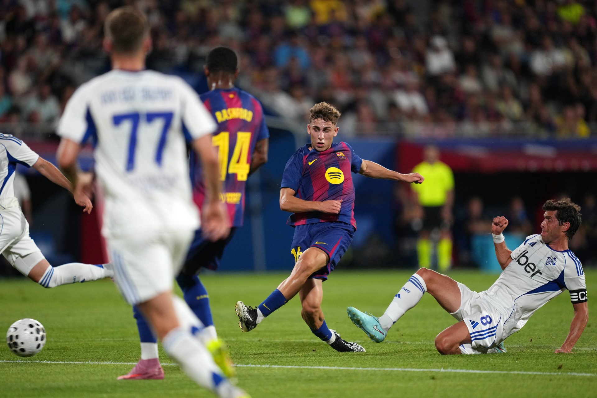 Barcelona Will Not Sell Homegrown Star For Less Than €70 Million, With Premier League Side Interested Barcelona Will Not Sell Homegrown Star For Less Than €70 Million, With Premier League Side Interested