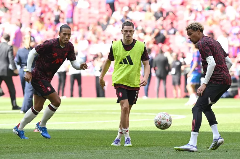 Ekitike, Wirtz Told To Learn From Isak As Liverpool Worry Heightened Ekitike, Wirtz Told To Learn From Isak As Liverpool Worry Heightened