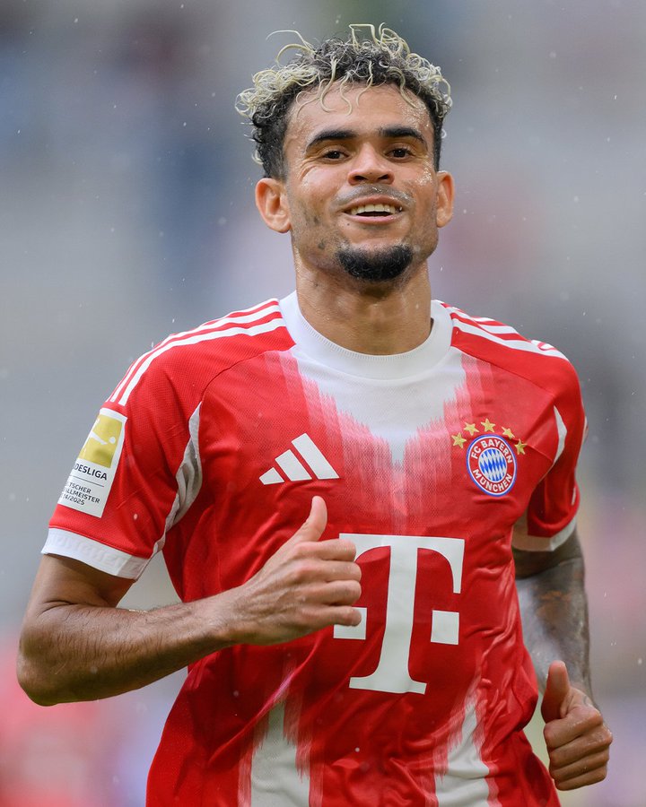‘Liverpool Are Laughing’ At Bayern Over €75M Diaz Transfer – Hamann ‘Liverpool Are Laughing’ At Bayern Over €75M Diaz Transfer – Hamann