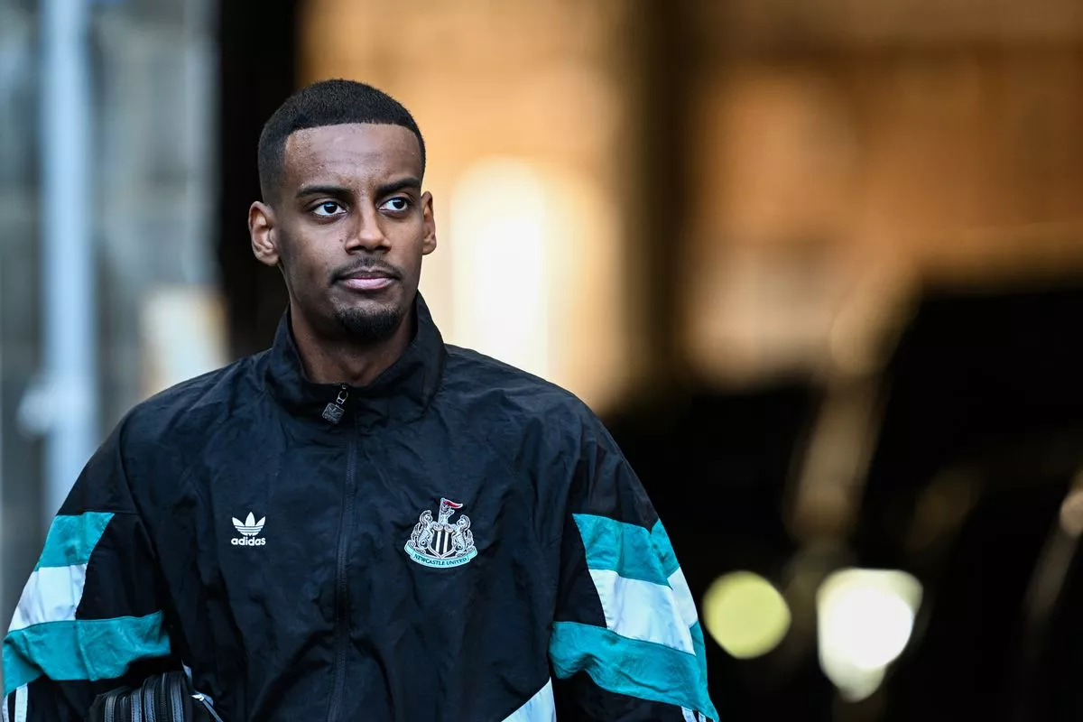Alexander Isak Adamant He Will leave Newcastle If Liverpool Move Blocked Alexander Isak Adamant He Will leave Newcastle If Liverpool Move Blocked