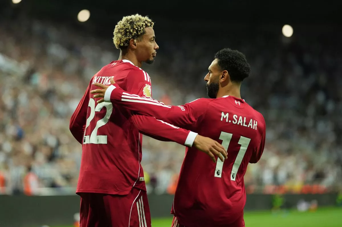 Salah’s Problem With Ekitike On Full Display Against Atletico Madrid Salah’s Problem With Ekitike On Full Display Against Atletico Madrid